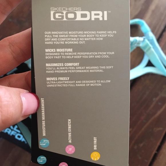 Skechers Performance Bra 💋bundle me💋 - Picture 5 of 7